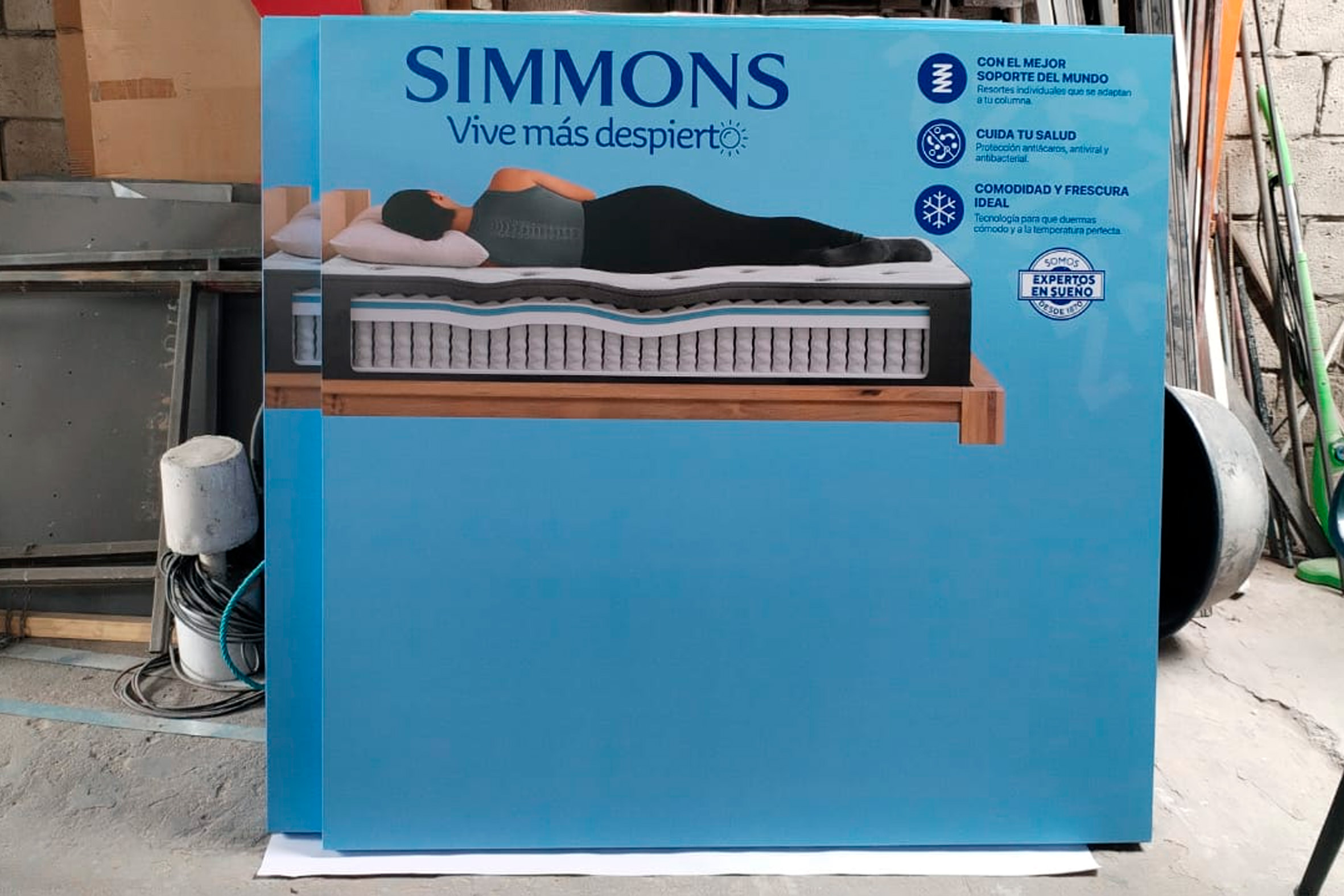 Fabricación de Letreros Opacos y Luminosos